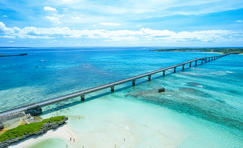 宮古島の離島はどこに行ける？橋で渡れる島と船で行く島